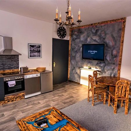#214 Lux-Flat Im Herzen Von Neuss Mit Netflix & Prime Esterno foto